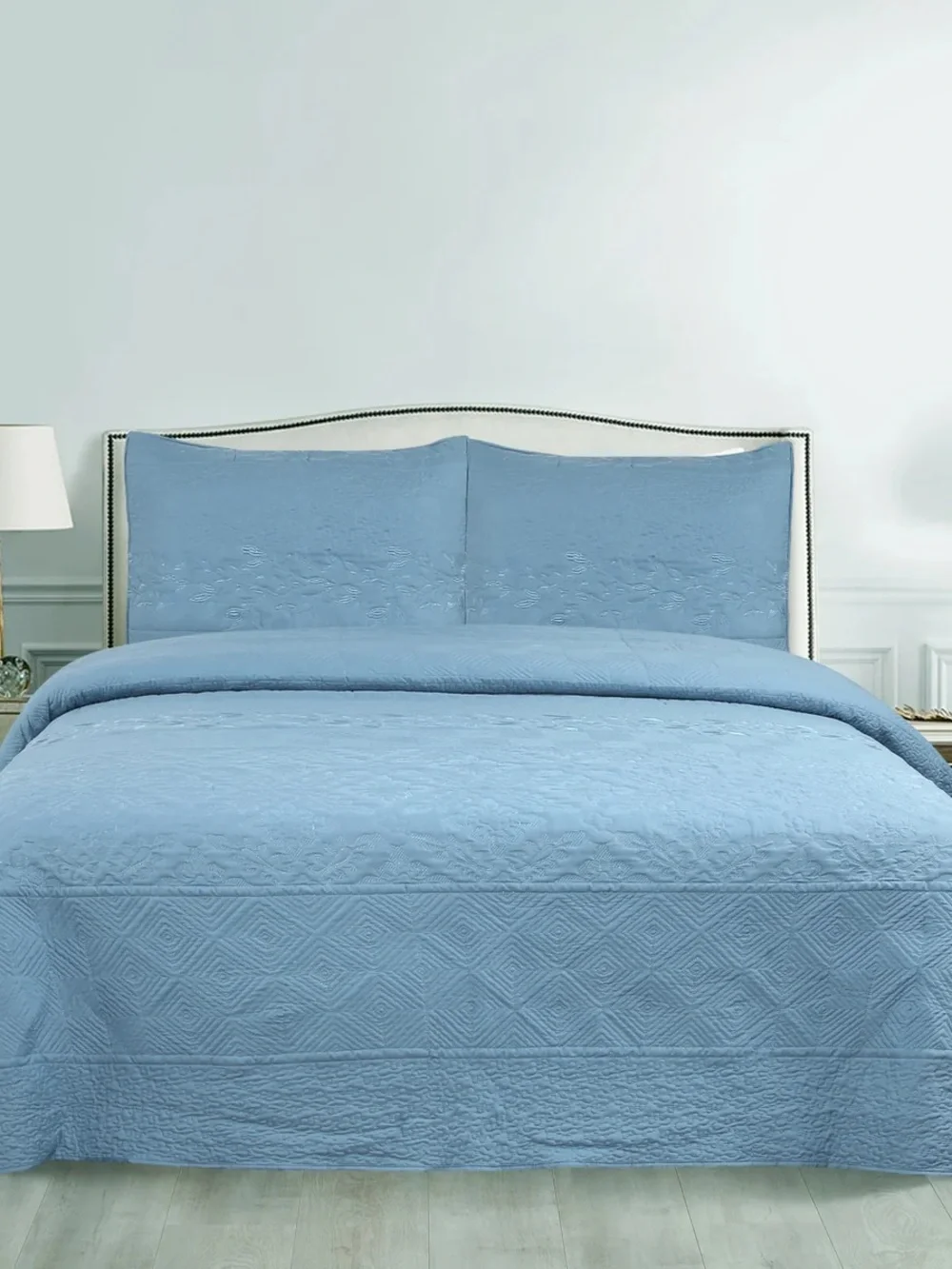 3 PIECE ELEGANT EMBROIDERED QUILT SET – TEXTURED FLORAL & GEOMETRIC BEDSPREAD